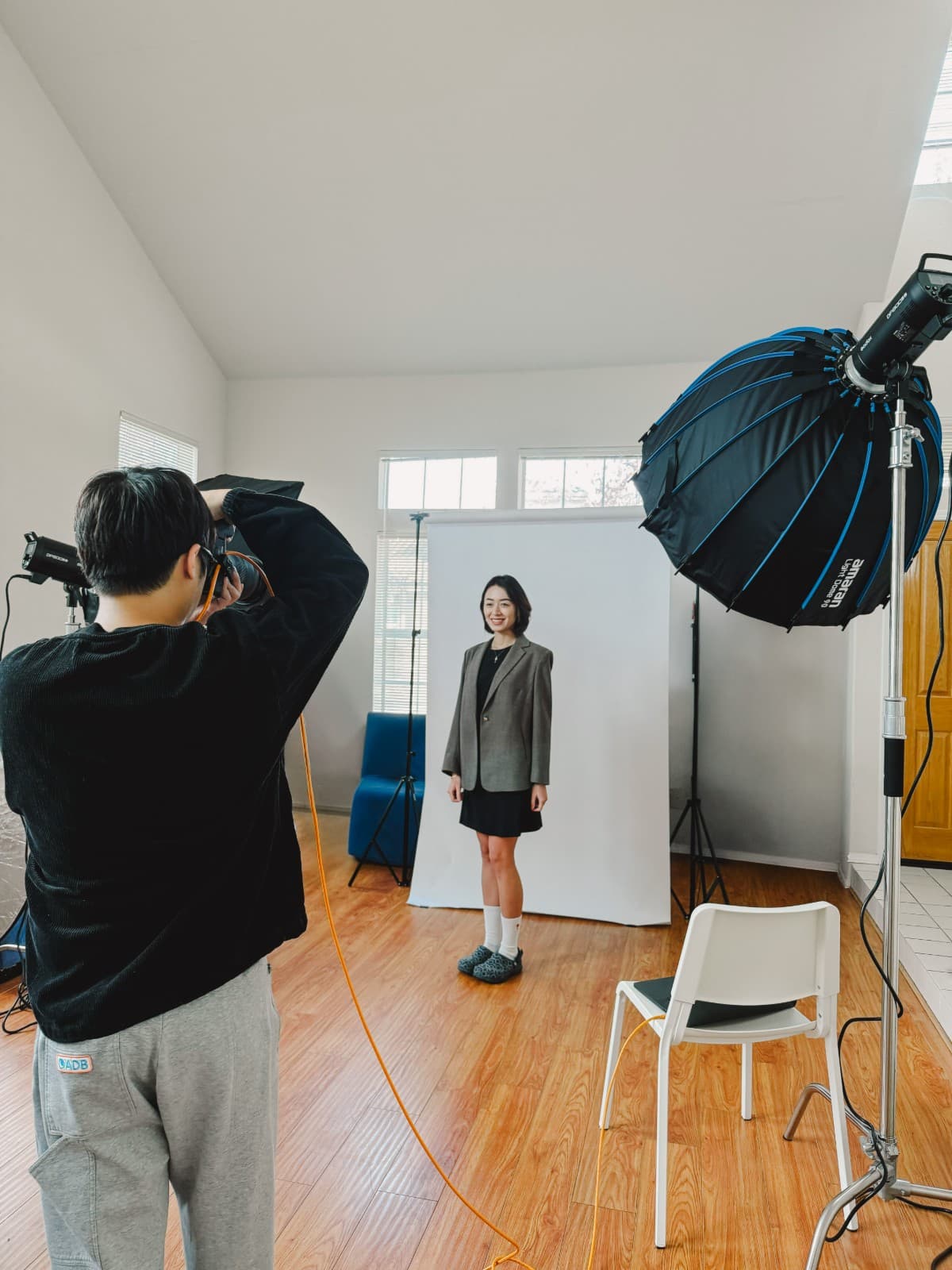 Behind the scenes of corporate headshot photo shoot in progress